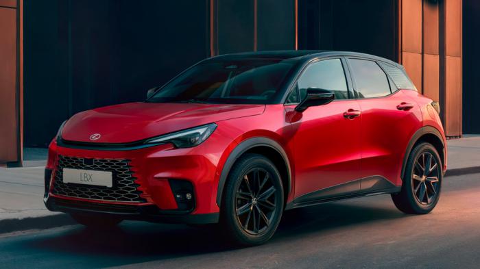 Lexus LBX: Νέα ειδική έκδοση Vibrant για το υβριδικό SUVάκι